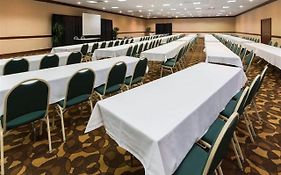 Ramada Plaza Louisville Hotel And Conference Center